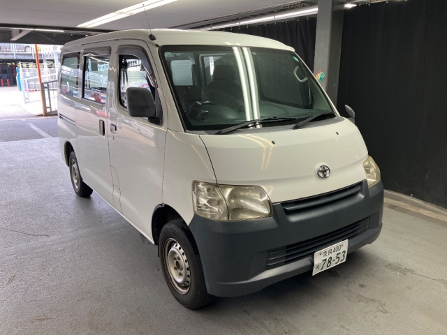 TOYOTA LITE ACE VAN 2010