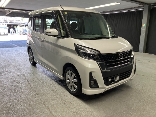 NISSAN DAYZ ROOX 2018