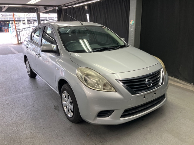NISSAN LATIO 2012