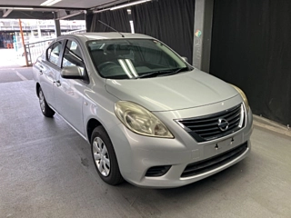 NISSAN LATIO 2012