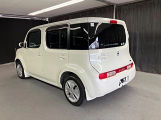 NISSAN CUBE 2011