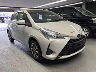 TOYOTA VITZ 2018