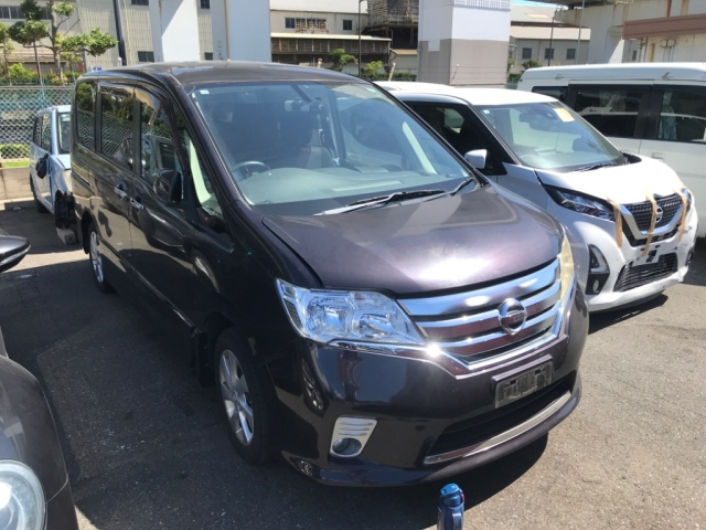 NISSAN SERENA 2011
