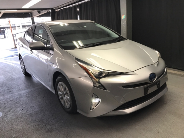 TOYOTA PRIUS 2018