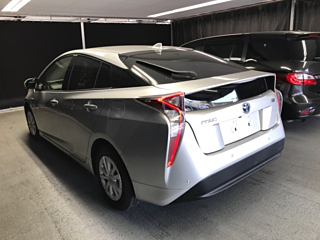 TOYOTA PRIUS 2018