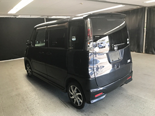 NISSAN ROOX 2011
