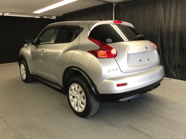 NISSAN JUKE 2011