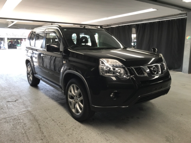 NISSAN X-TRAIL 2012