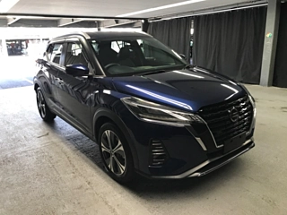 NISSAN KIX 2020