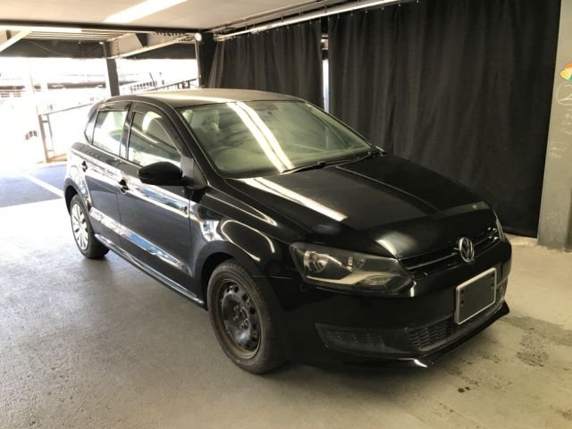 VOLKSWAGEN POLO 2011