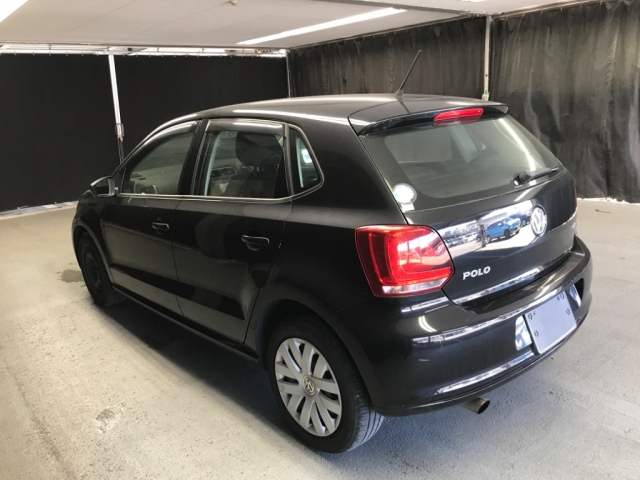 VOLKSWAGEN POLO 2011