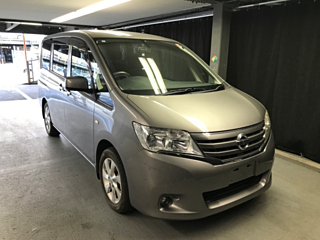 NISSAN SERENA 2011