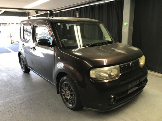NISSAN CUBE 2010