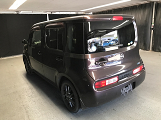 NISSAN CUBE 2010