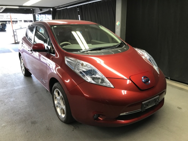 NISSAN LEAF 2012