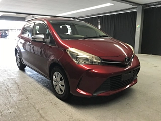 TOYOTA VITZ 2014