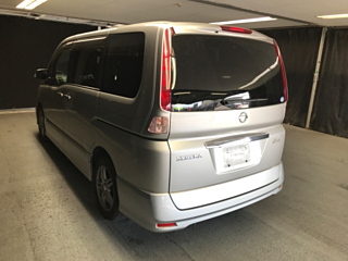 NISSAN SERENA 2010