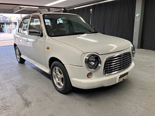 NISSAN MARCH 2000