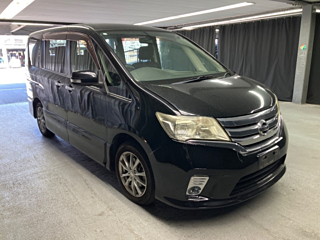 NISSAN SERENA 2011