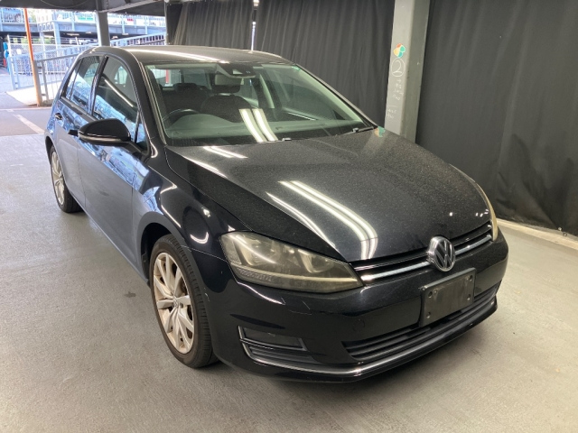 VOLKSWAGEN GOLF 2014