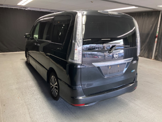 NISSAN SERENA 2014