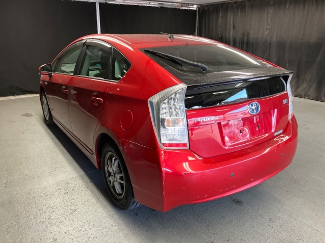 TOYOTA PRIUS 2011