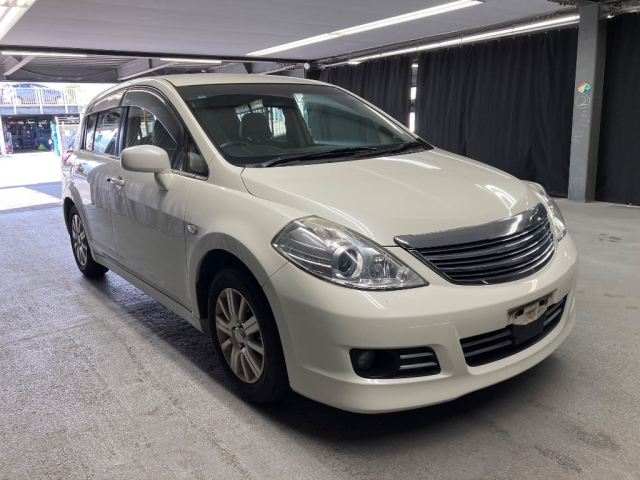 NISSAN TIIDA 2008