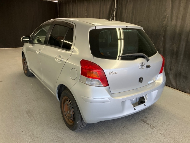 TOYOTA VITZ 2008