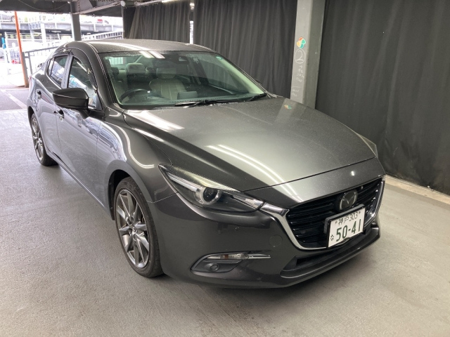 MAZDA AXELA 2017