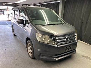 HONDA STEP WAGON 2014