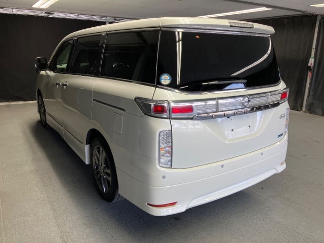 NISSAN ELGRAND 2013