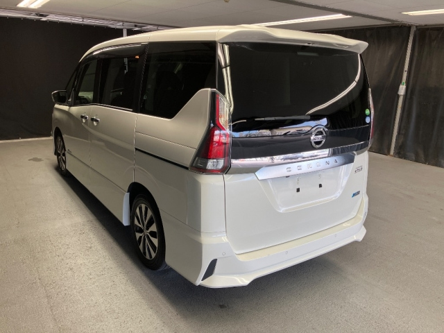 NISSAN SERENA 2016