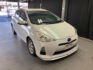 TOYOTA AQUA 2012