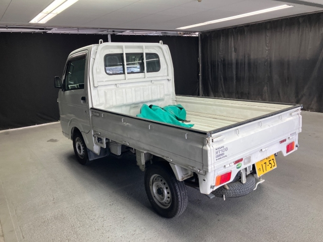 NISSAN CLIPPER TRUCK 2017