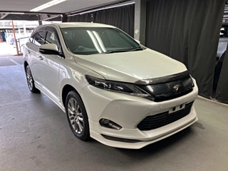 TOYOTA HARRIER 2015