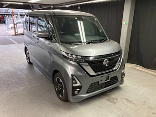NISSAN ROOX 2023