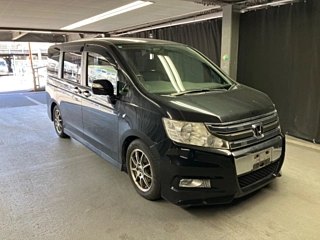 HONDA STEP WAGON 2009