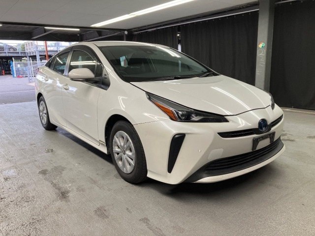 TOYOTA PRIUS 2020