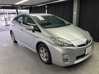 TOYOTA PRIUS 2011