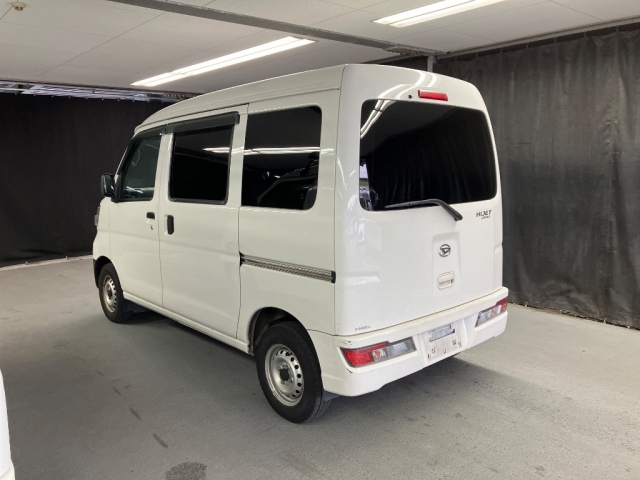 DAIHATSU HIJET VAN 2019