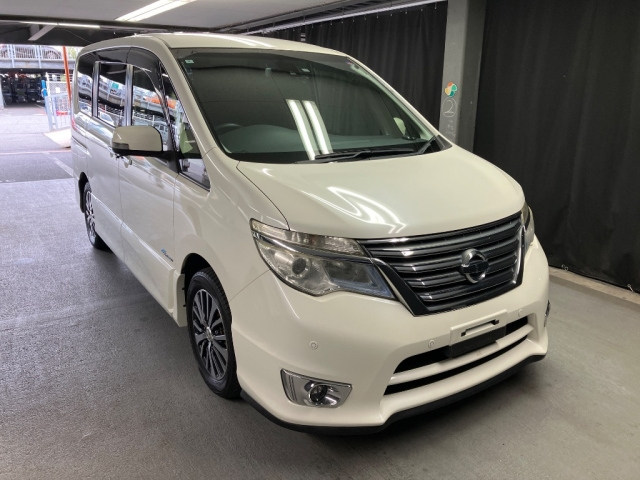 NISSAN SERENA 2014