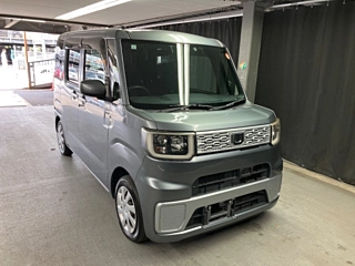 DAIHATSU WAKE 2015