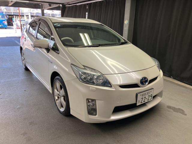 TOYOTA PRIUS 2010