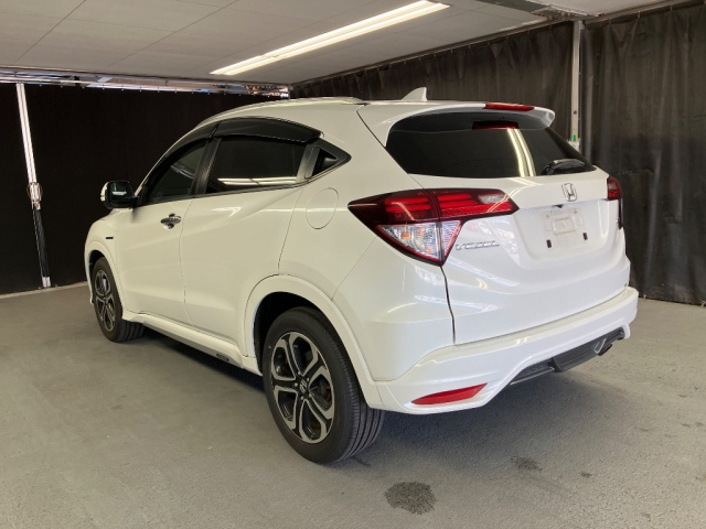 HONDA VEZEL 2015