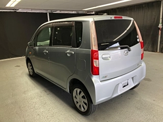 DAIHATSU MOVE 2011