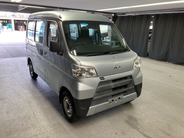 DAIHATSU HIJET VAN 2019