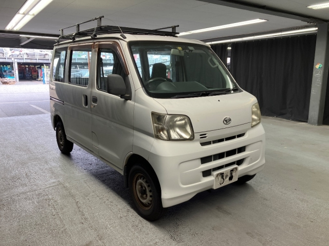 DAIHATSU HIJET VAN 2011