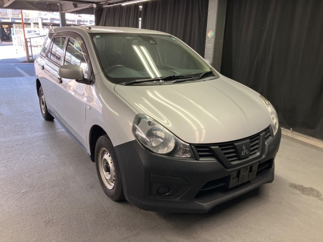 MITSUBISHI LANCER VAN 2018