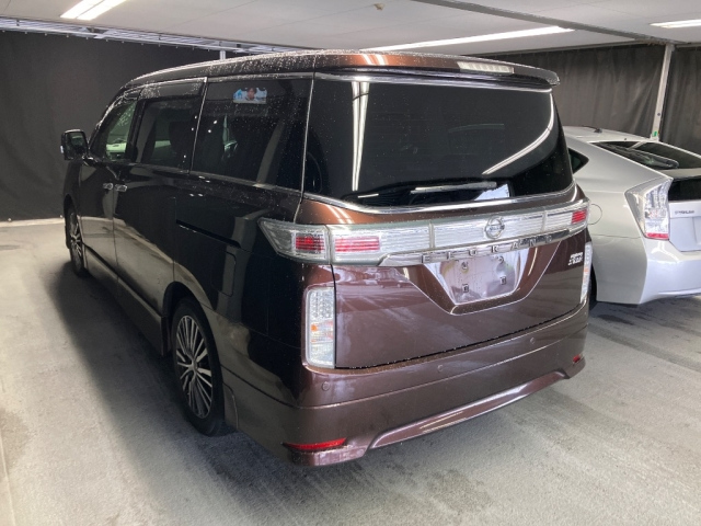 NISSAN ELGRAND 2014