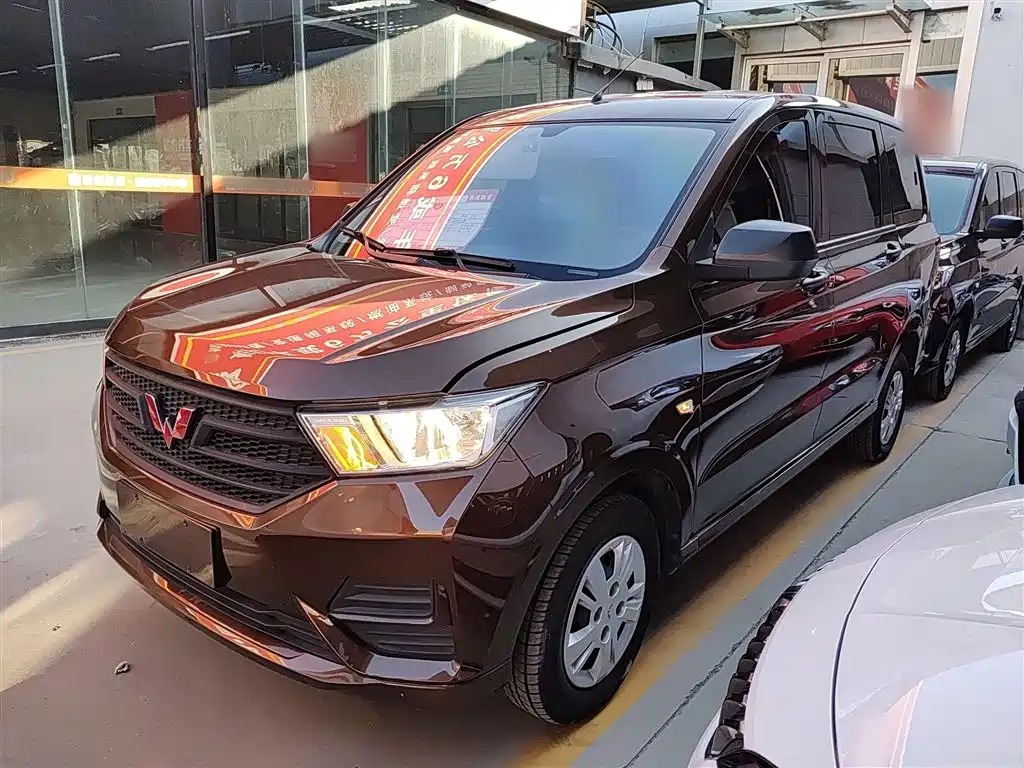 SGMW WULING HONGGUANG 2021